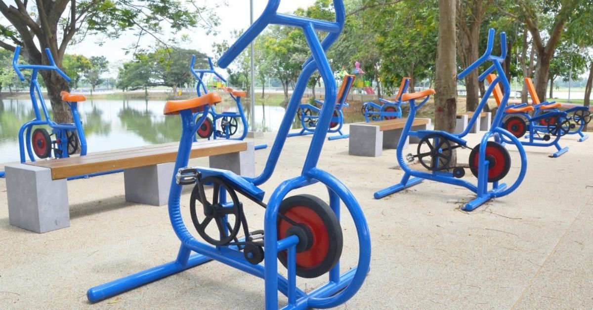 outdoor gym equipments